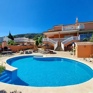 https://villa-pilar.1costadelsol.com
